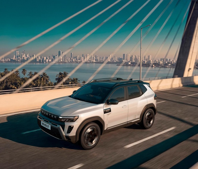 Renault’s revolutionary strong-hybrid E-Tech technology arrives in India with the new Renault Duster.